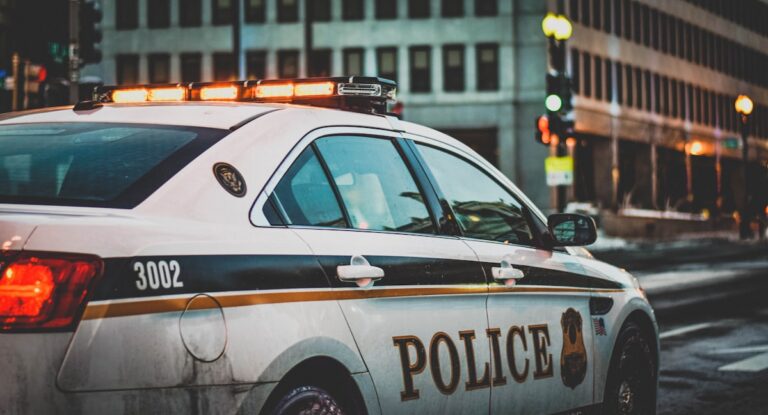 Seriale dla fanów true crime – prawdziwe zbrodnie na ekranie